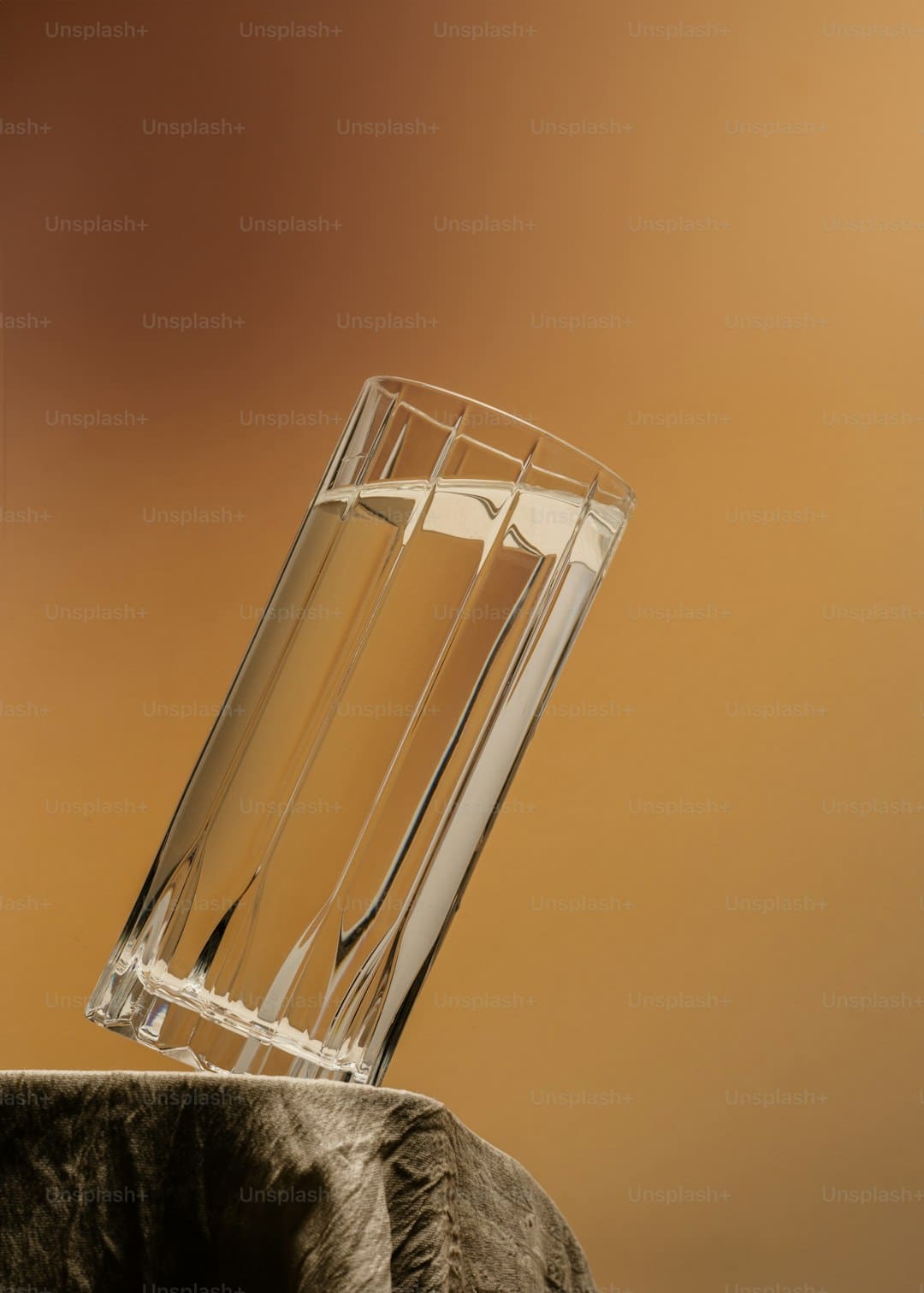 https://picture01.52hrttpic.com/image/infoImage/202507/31/feadfa7e4829745a09c81d7875c38b92c.jpeg?1080x810